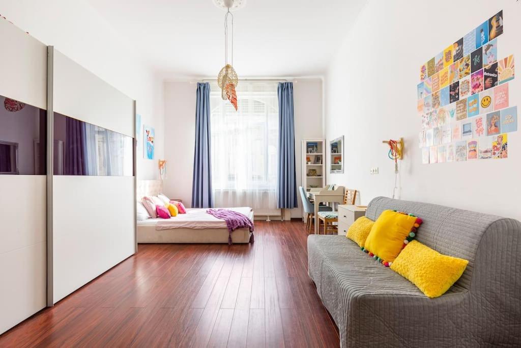 Annicku'S Stylish Budapest Apartment Экстерьер фото